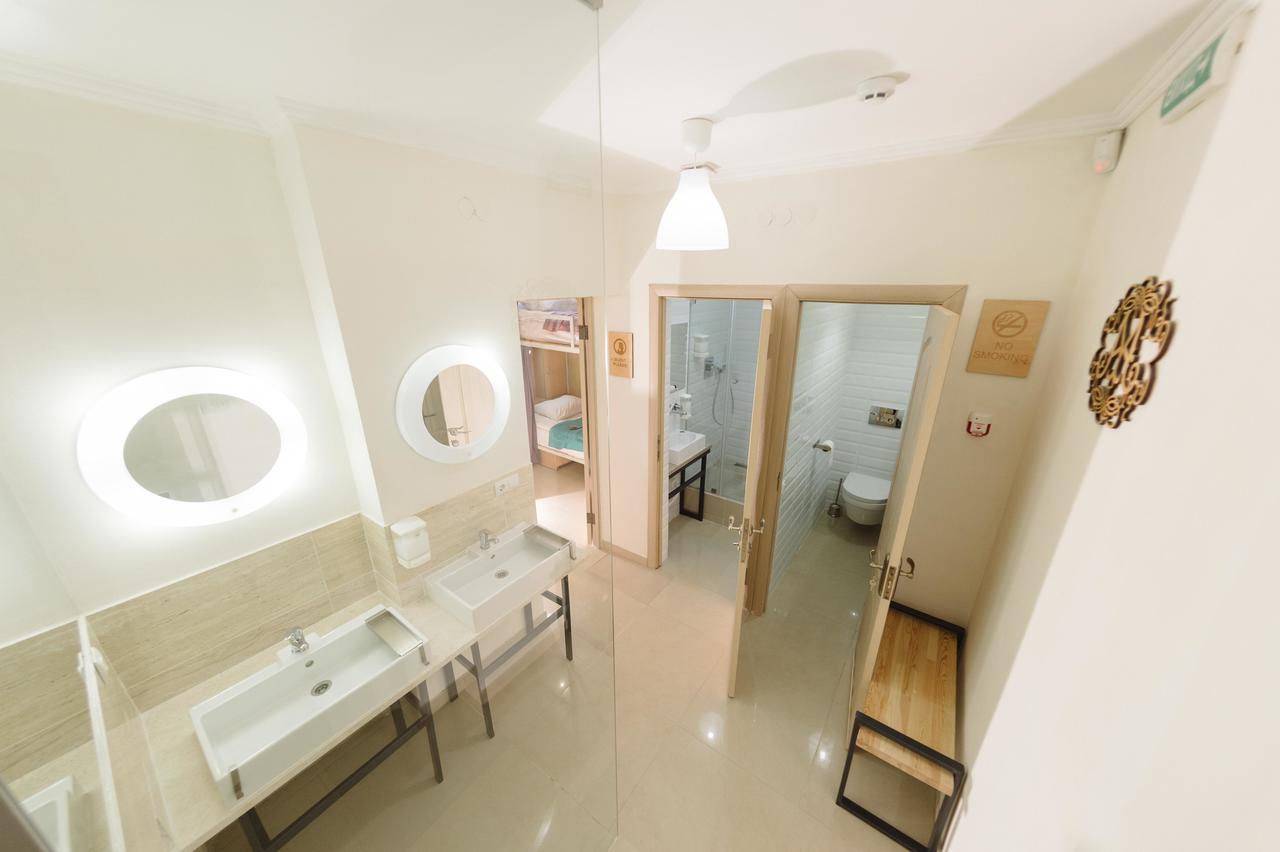 A&A Hostel Lwów Zewnętrze zdjęcie