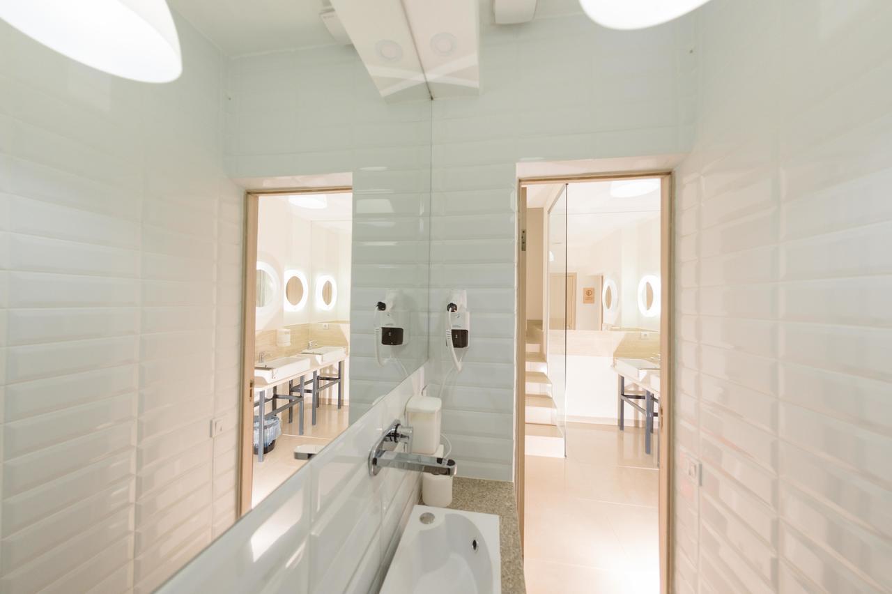 A&A Hostel Lwów Zewnętrze zdjęcie